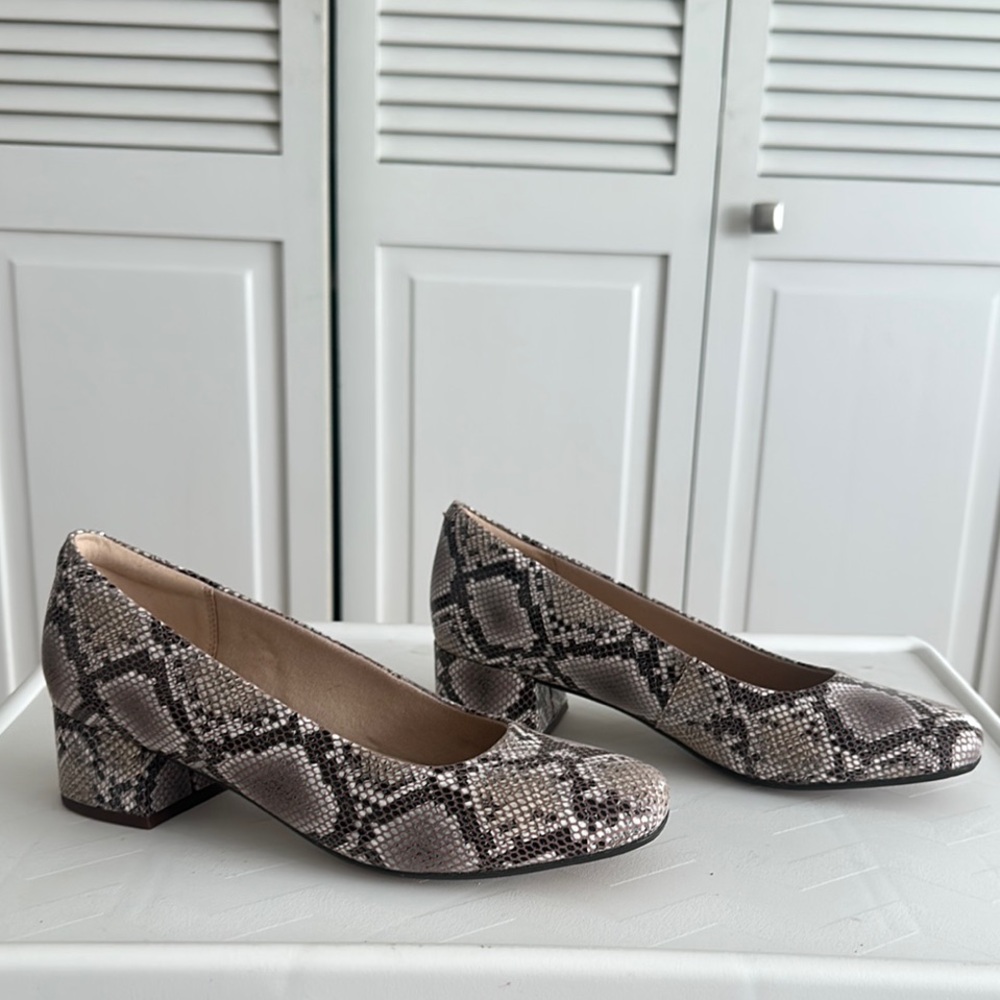 Clarks Gray Snake Print Heels